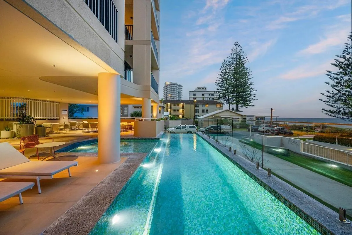 Escape To Paradise - Palm Beach Gold Coast Apartment