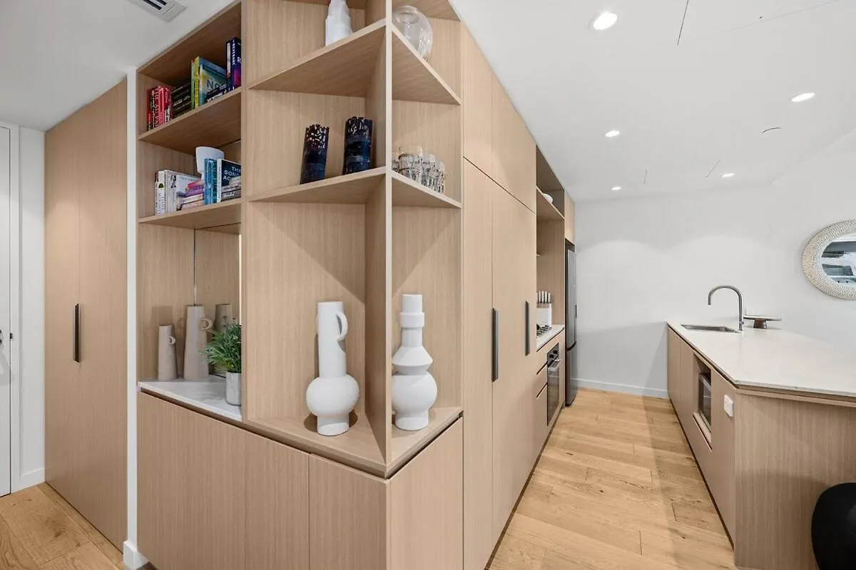 Escape To Paradise - Palm Beach Gold Coast Apartment